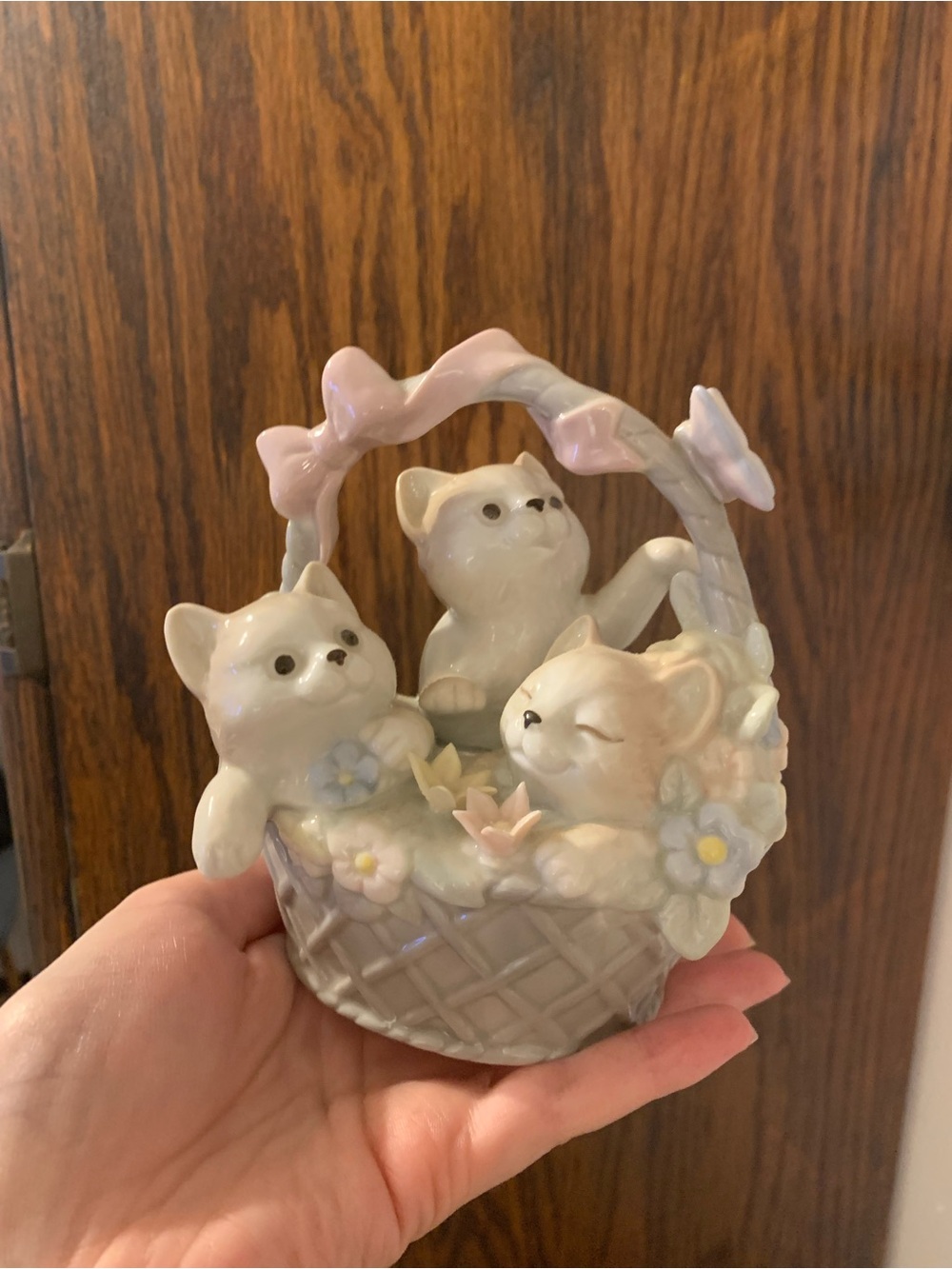 Vintage Porcelain Kitten in Basket Collectible  Figurine w/ Flowers & Bows
